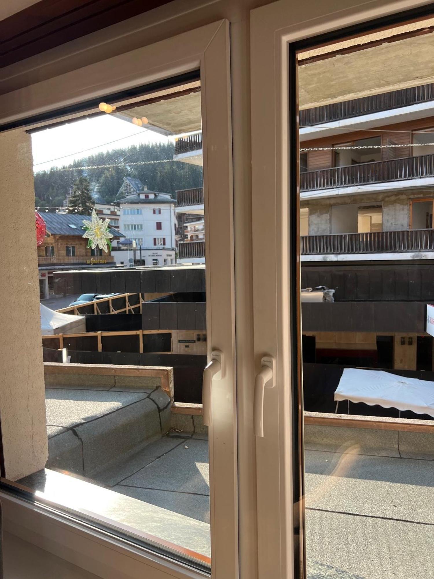 La Perle Montana Appartement Crans-Montana Buitenkant foto